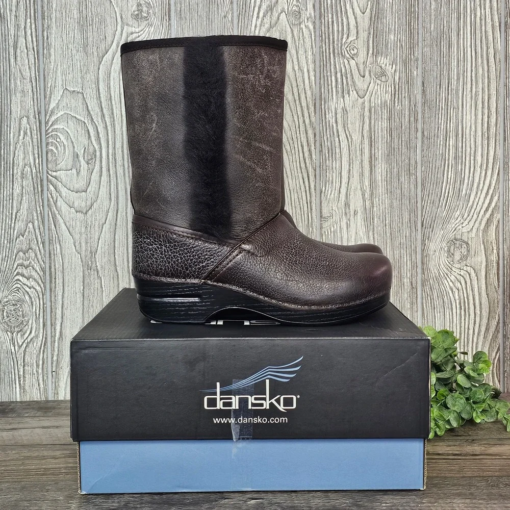 Dansko Finley Pebbled Shearling Winter Boots Chocolate Brown Sz 40 US 9.5-10 NIB
